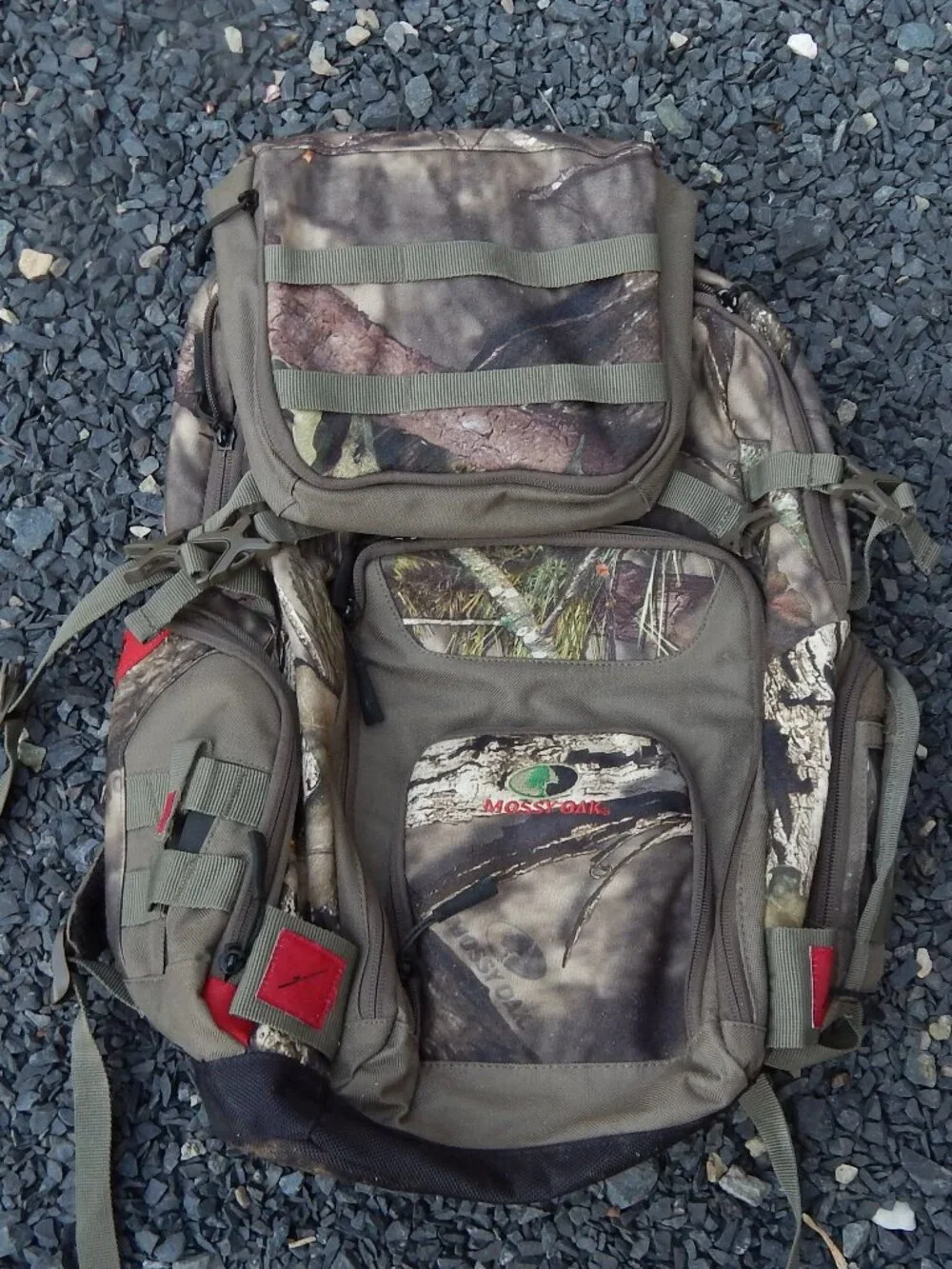 Mossy Oak Camo Hunting & Fishing Backpack Adult with MANY Compartments